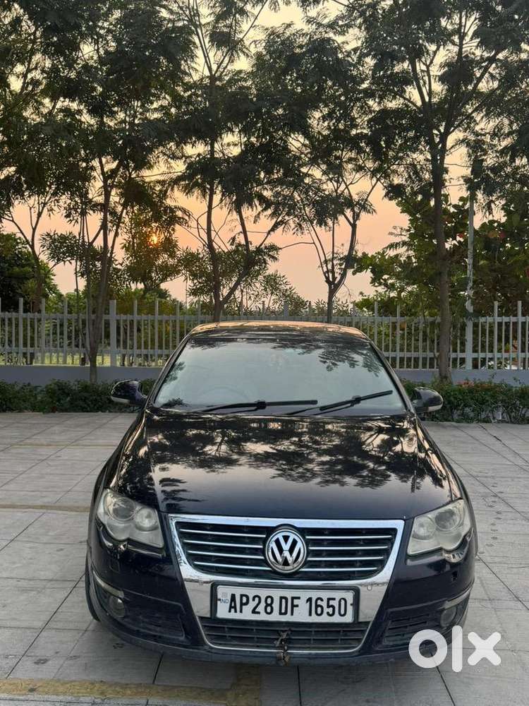 Volkswagen Passat 2010 Petrol Well Maintained