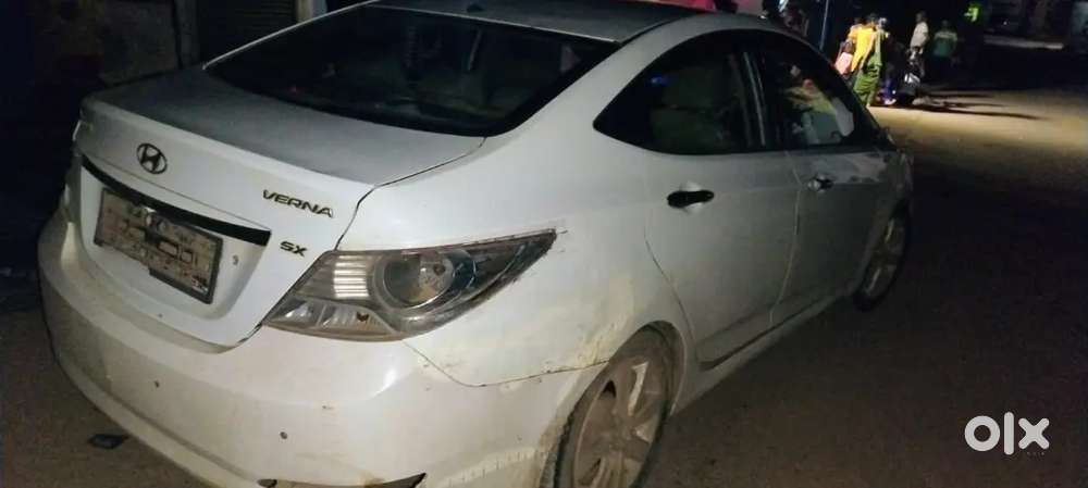 Hyundai Verna 2012 Manual Petrol