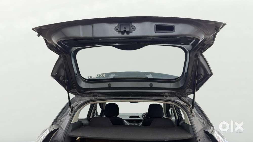 Tata Nexon 1.5 Revotorq Xma Amt, 2023, Petrol
