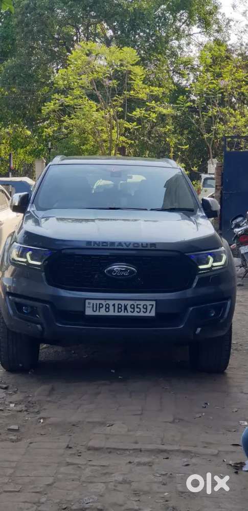 Ford Endeavour Titanium 4x4 2016