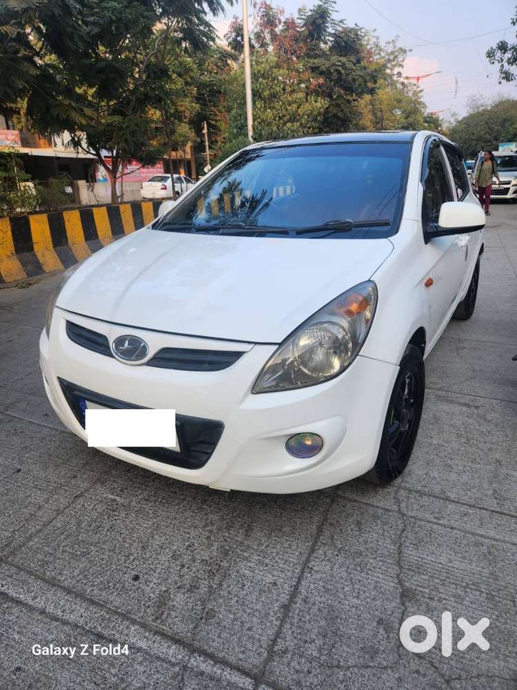 Hyundai I20 Asta Automatic With Sunroof Top Model