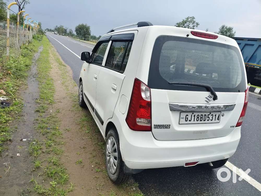 Maruti Suzuki Wagon R, 2015 Variant 1.0
