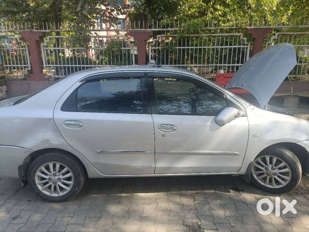 2011 Toyota Etios V Petrol