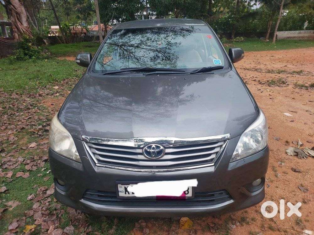 Toyota Innova 2.5 V 7 Str, 2013, Diesel