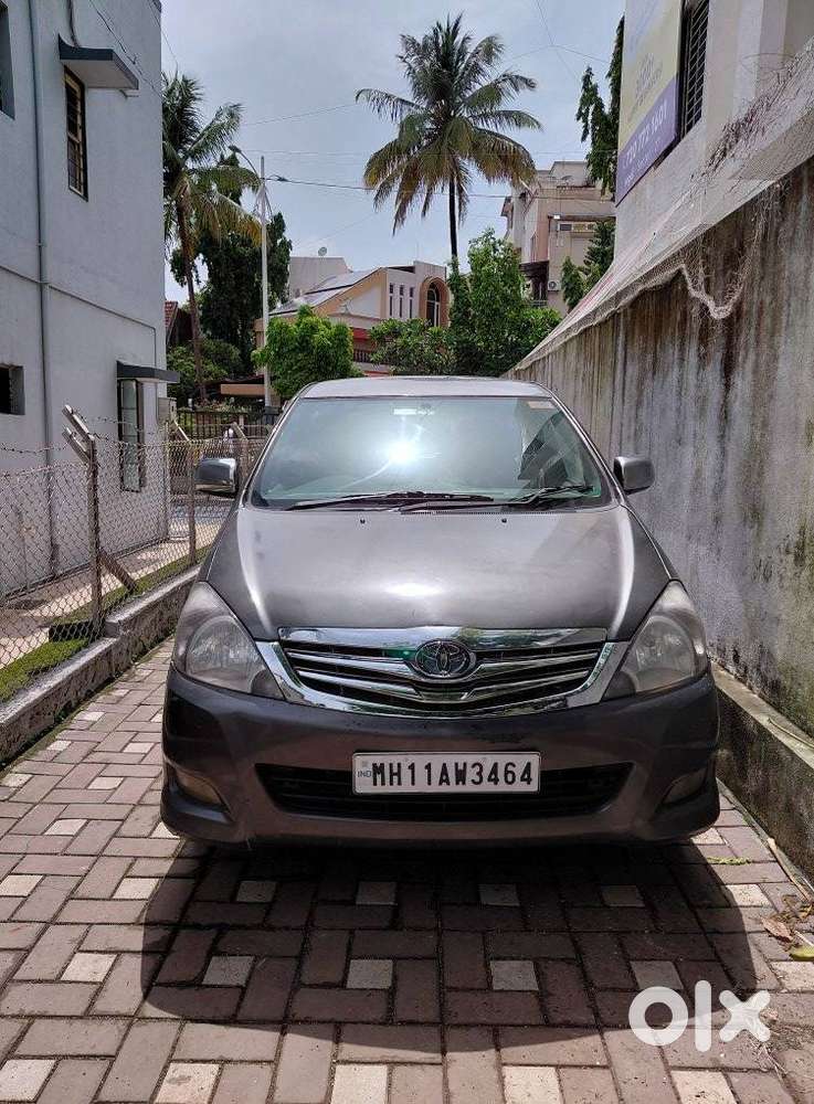 Toyota Innova 2.5 V 7 Str, 2011, Diesel