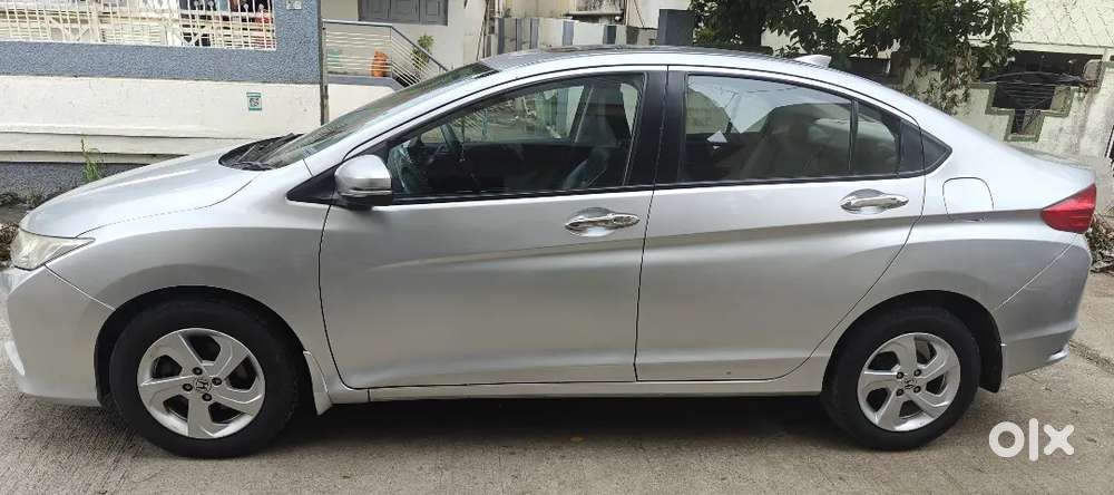 Honda City 2016 Diesel Well Maintained With Sunroof.