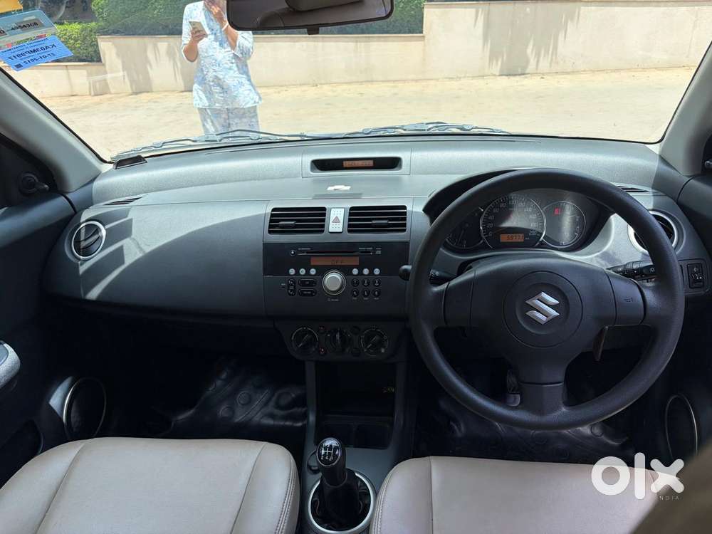 Maruti Suzuki Dzire 1.2 Vxi, 2012, Petrol
