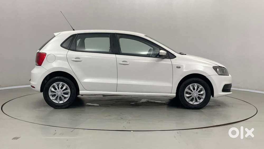 Volkswagen Polo Petrol Trendline 1.2l, 2015, Petrol