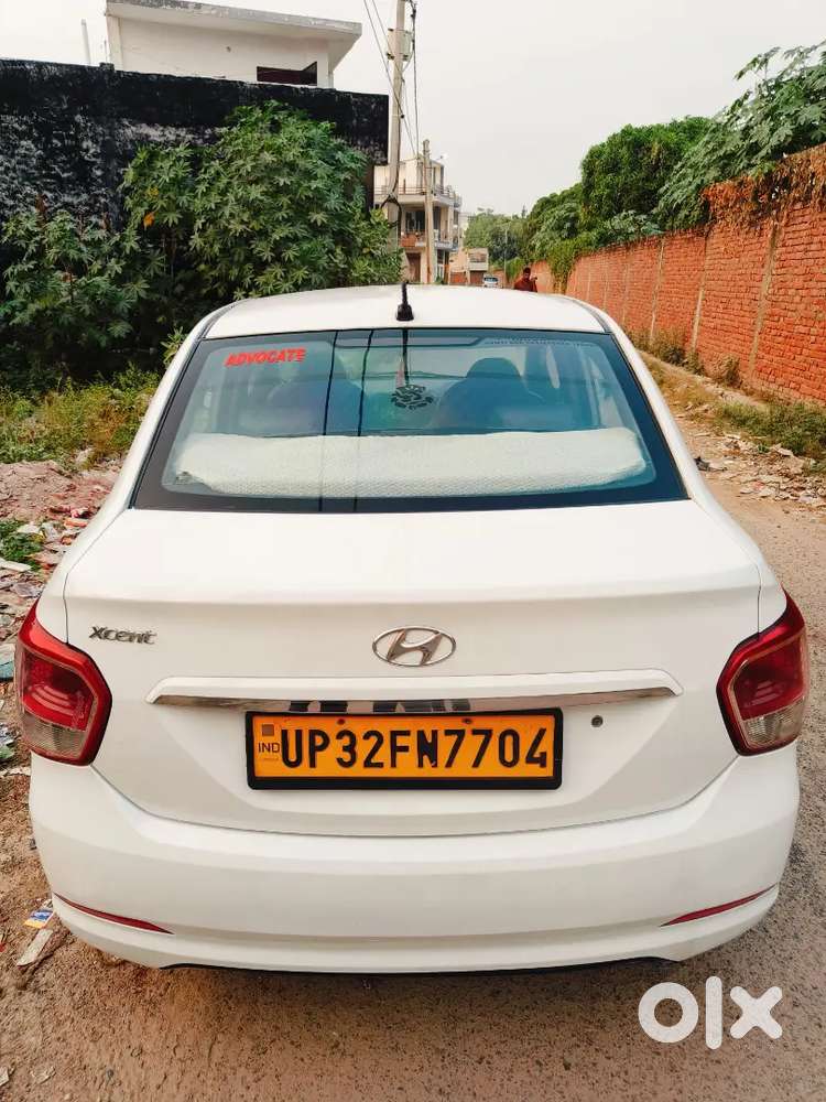 Hyundai Xcent 2016 Cng Third Owner