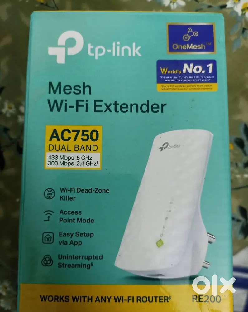 Tp link Dual Band Extender With Ethernet Slot(Like New)
