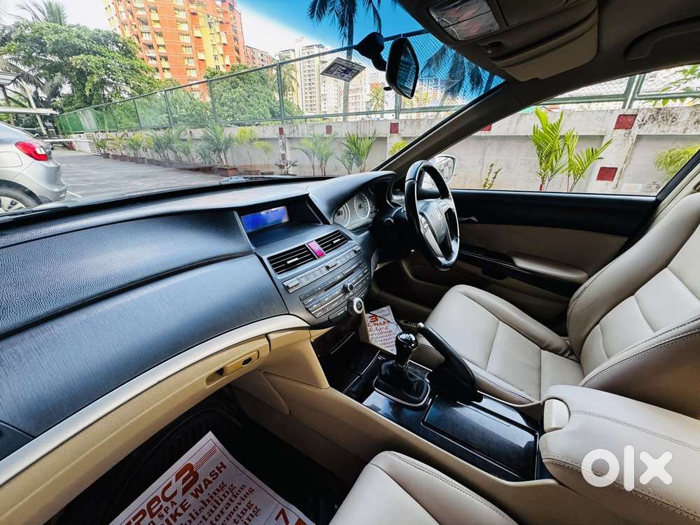 Honda Accord 2.4 Manual, 2011, Petrol