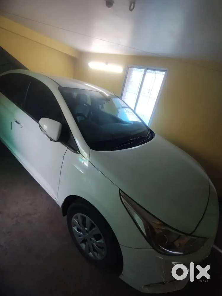 Hyundai Verna 2019 Petrol 27000 Km Driven