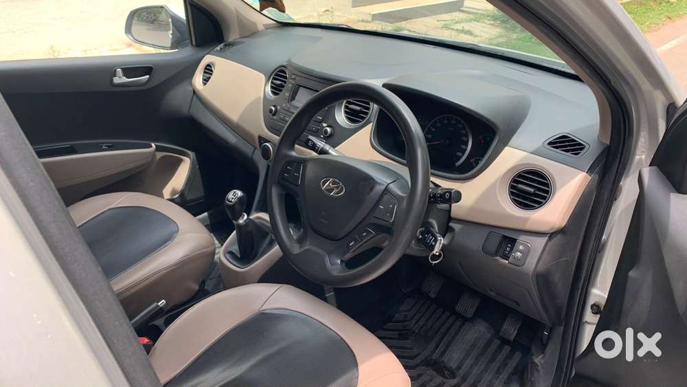 Hyundai Grand I10 Sportz, 2016, Petrol