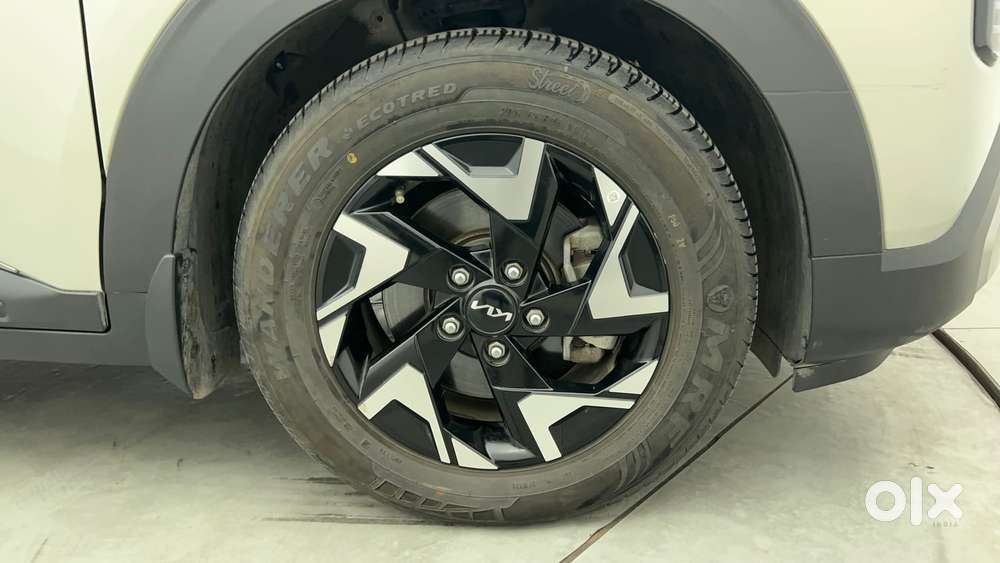 Kia Carens Clavis Htk, 2025, Petrol