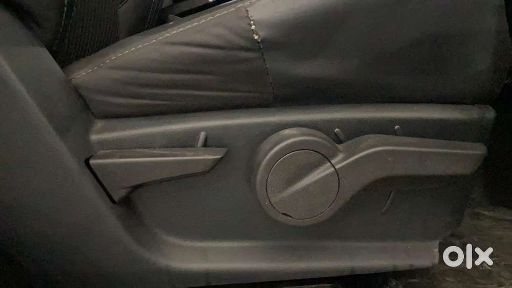 Mahindra Thar Lx 4-str Convertible Mt, 2022, Diesel