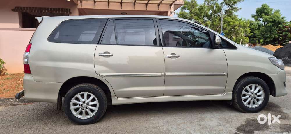 Toyota Innova 2.5 V 7 Str, 2013, Diesel