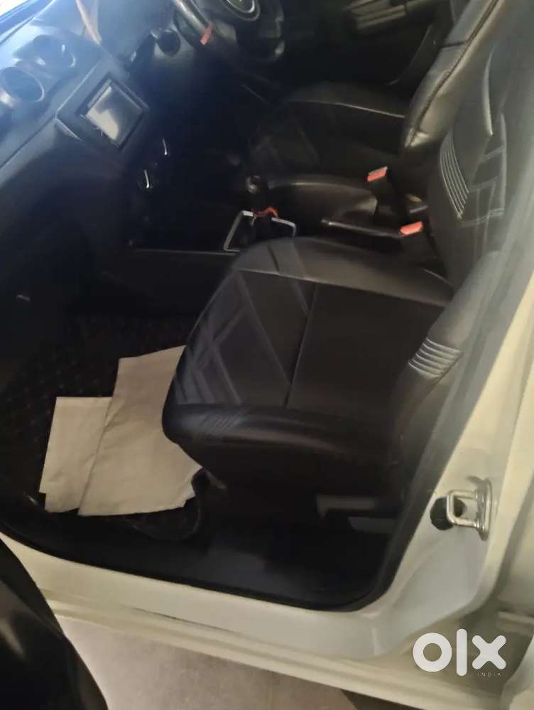 Maruti Suzuki Swift Lxi 2022