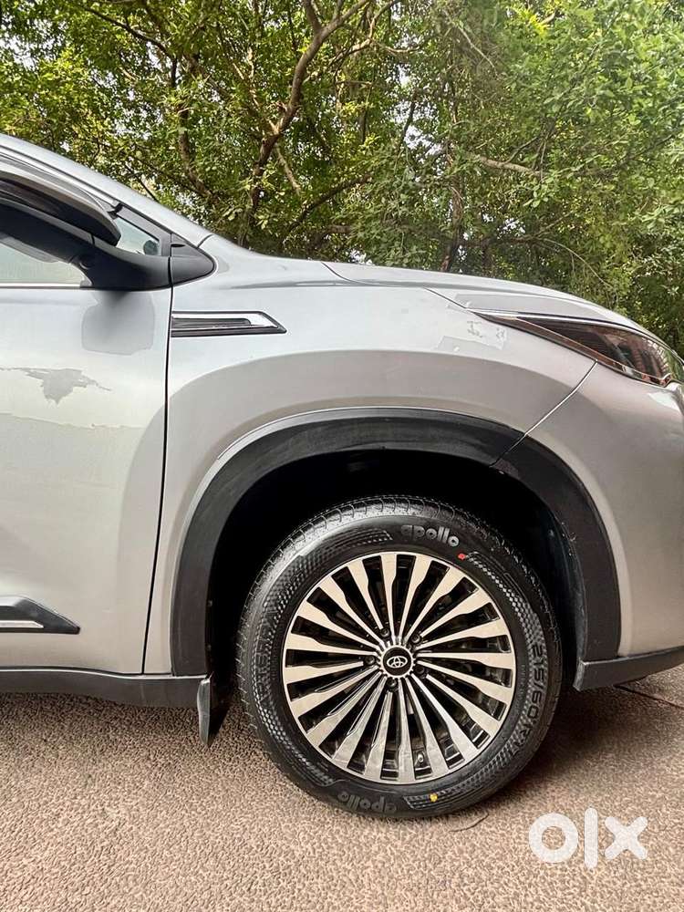 Toyota Innova Hycross 2.0 Gx 7 Str, 2023, Petrol