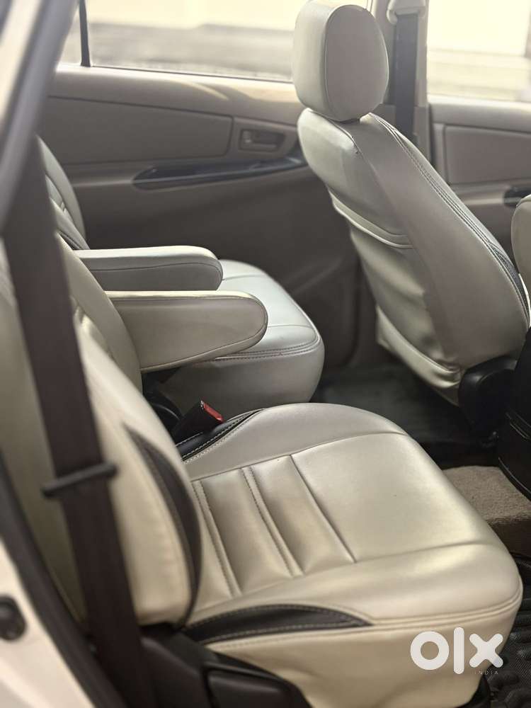 Toyota Innova 2.5 Gx 7 Str Bs-iii, 2016, Diesel