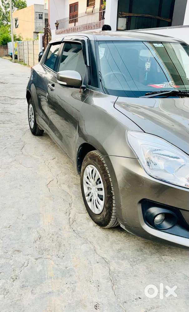 Maruti Suzuki Swift Vxi + Manual, 2020, Petrol