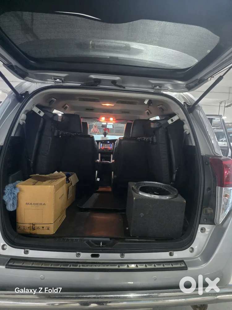 Toyota Innova Crysta 2.7 G Automatic Petrol | 2018 | 59,000 Km