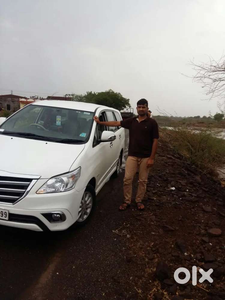 Toyota Innova Vx Diesel 2015
