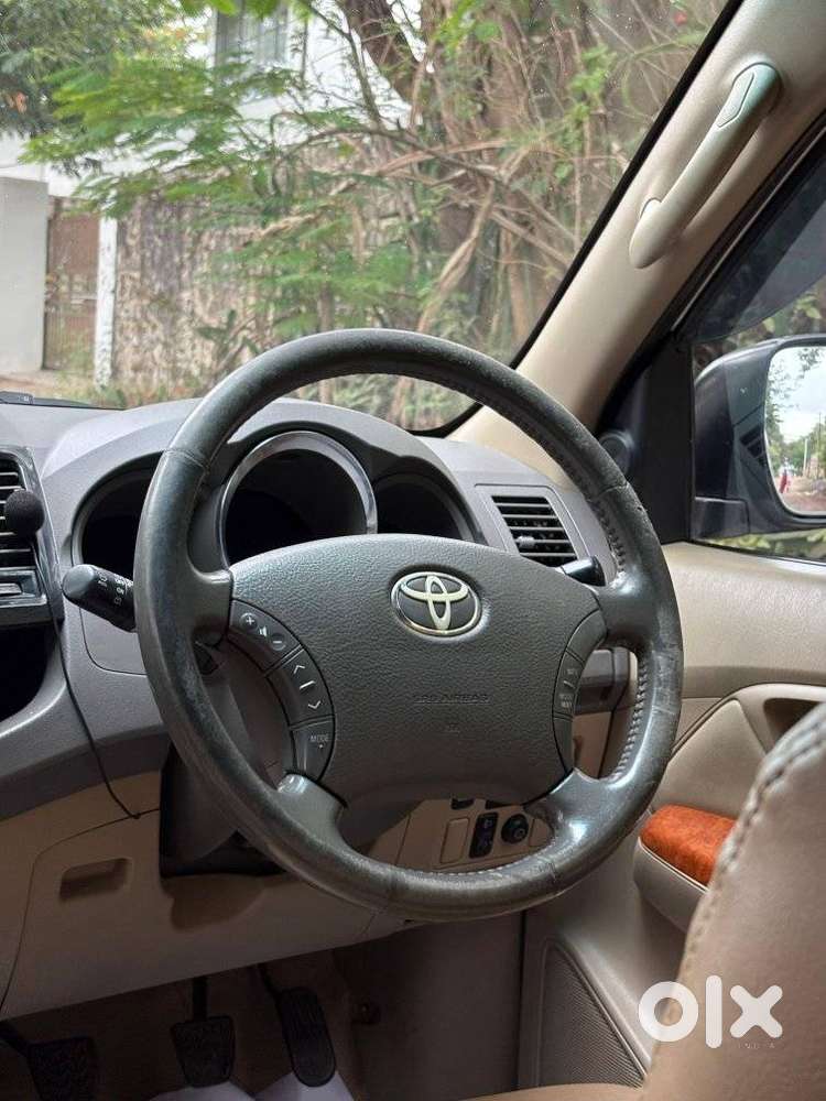 Toyota Fortuner 3.0 4x4 Automatic, 2011, Diesel