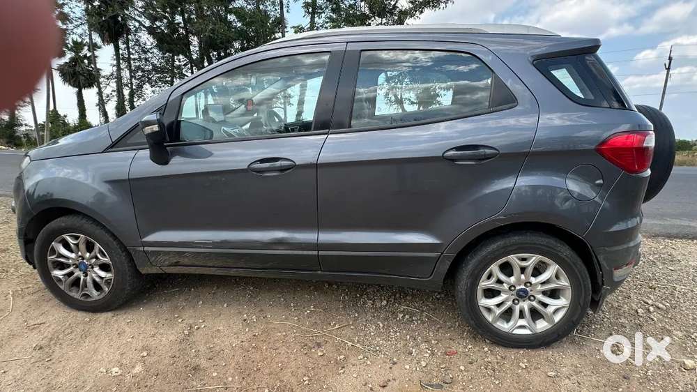 Ford Ecosport 2015 Diesel 333000 Km Driven