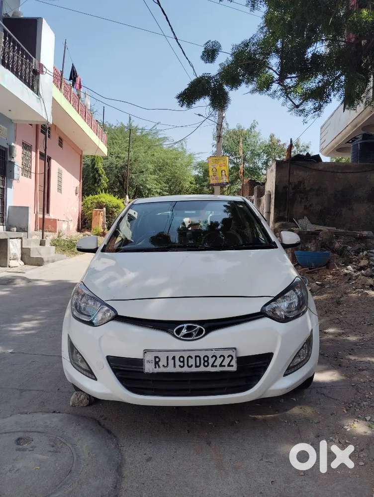 Hyundai I20 Sportz Abs 2013