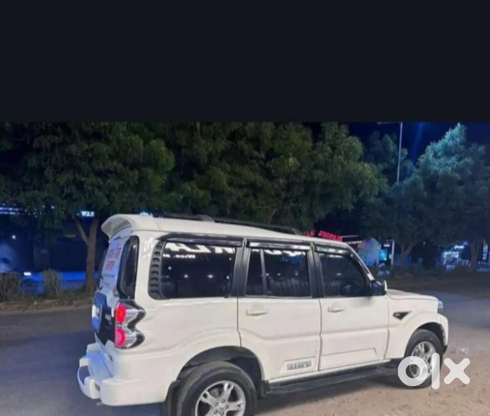 Mahindra Scorpio 2015 Diesel Well Maintained