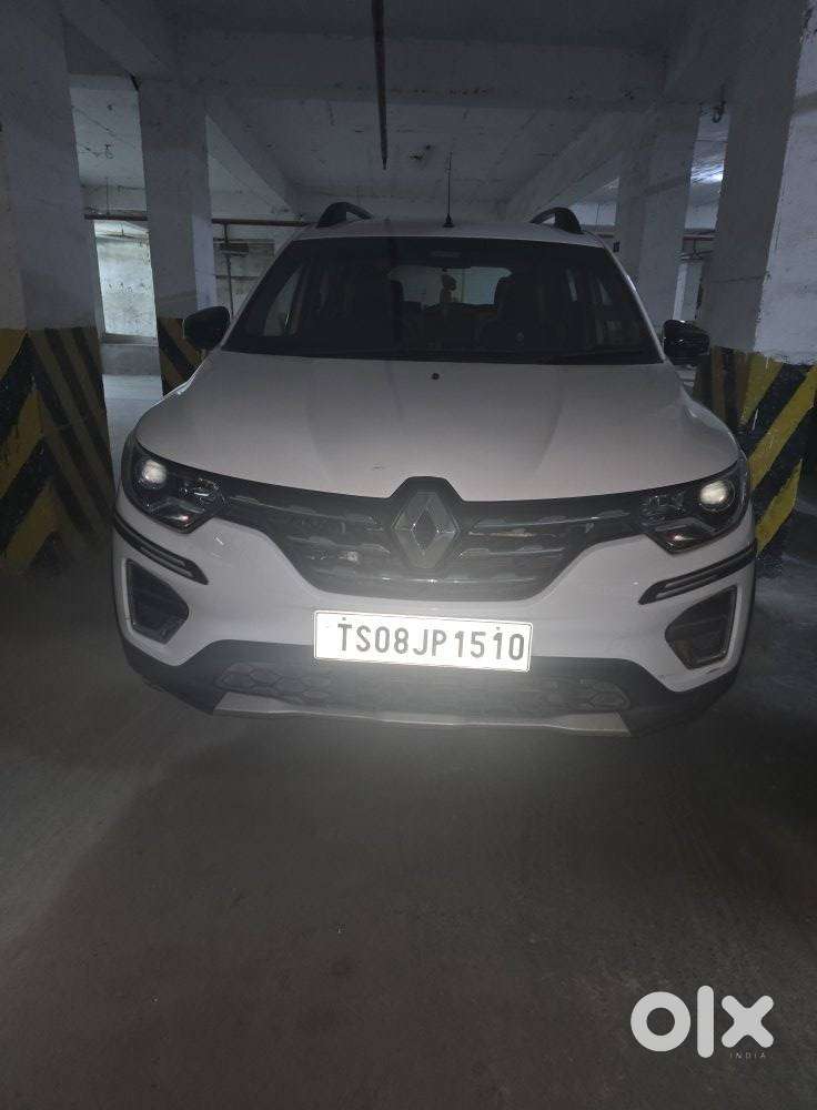 Renault Triber Rxz Easy-r Amt Urban Night Limited Edition, 2023, Pet..