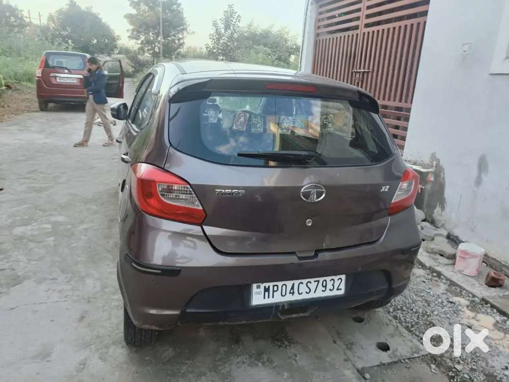 Tata Tiago Revotron 2017
