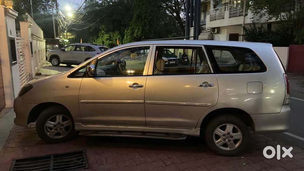 Toyota Innova 2008 Diesel Well Maintained