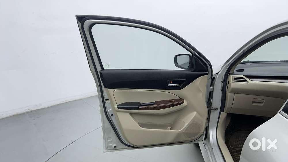 Maruti Suzuki Dzire 1.2 Zxi Amt, 2017, Petrol