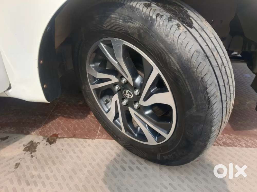 Toyota Innova Crysta 2.4 G Mt 7 Str, 2021, Diesel