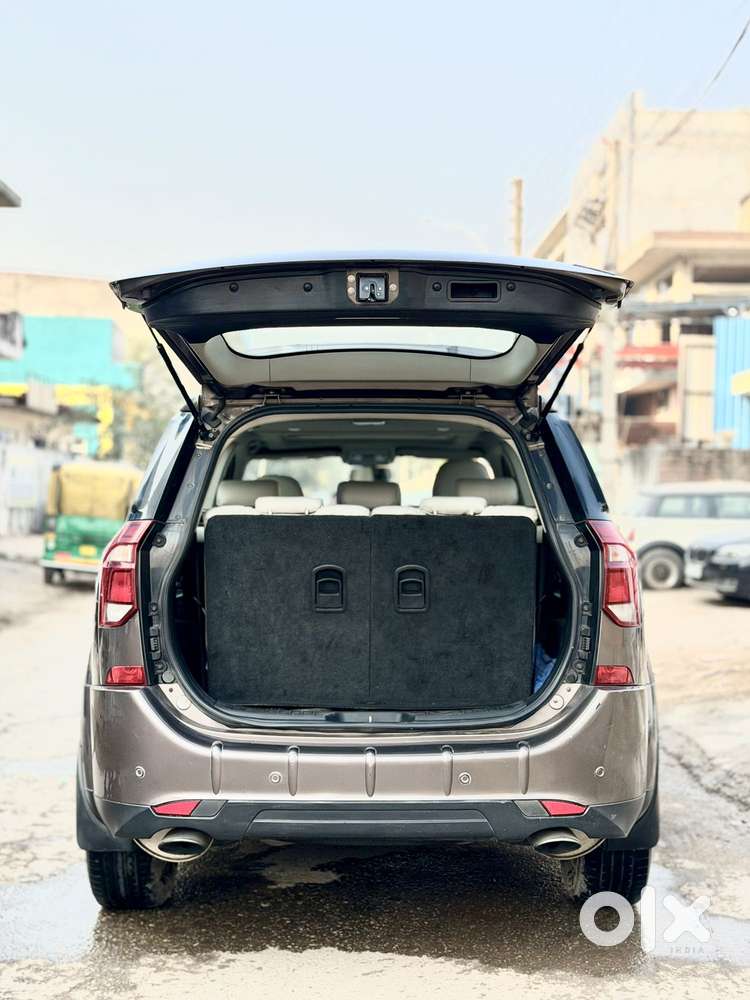Mahindra Xuv500 W11 Option At, 2018, Diesel