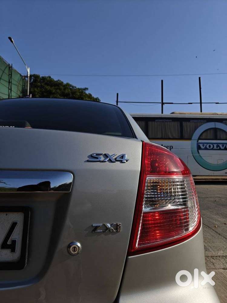 Maruti Suzuki Sx4 Zxi Mt Bsiv, 2012, Petrol