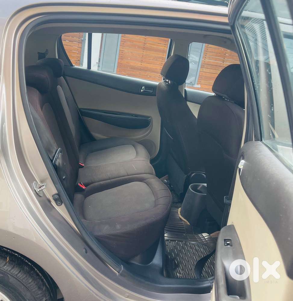 Hyundai I20 1.2 Sportz, 2012, Petrol