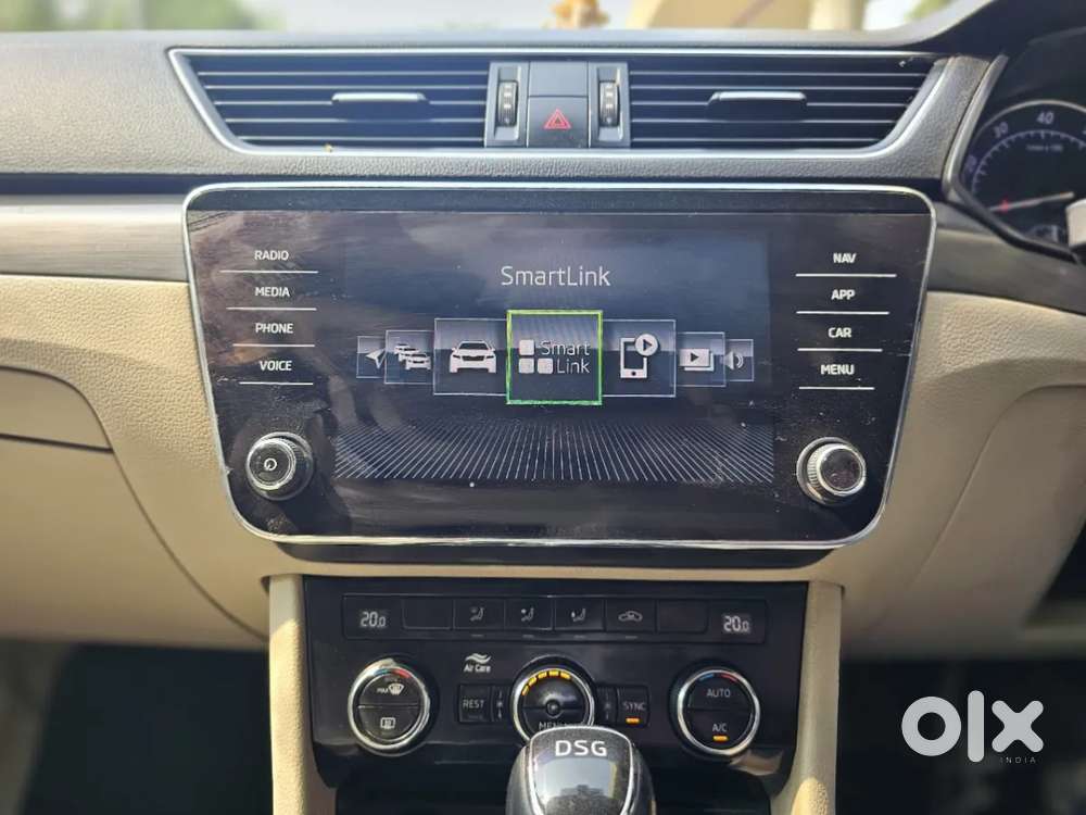 Skoda Superb [ ] 1.8 Style Tsi At, 2019, Petrol