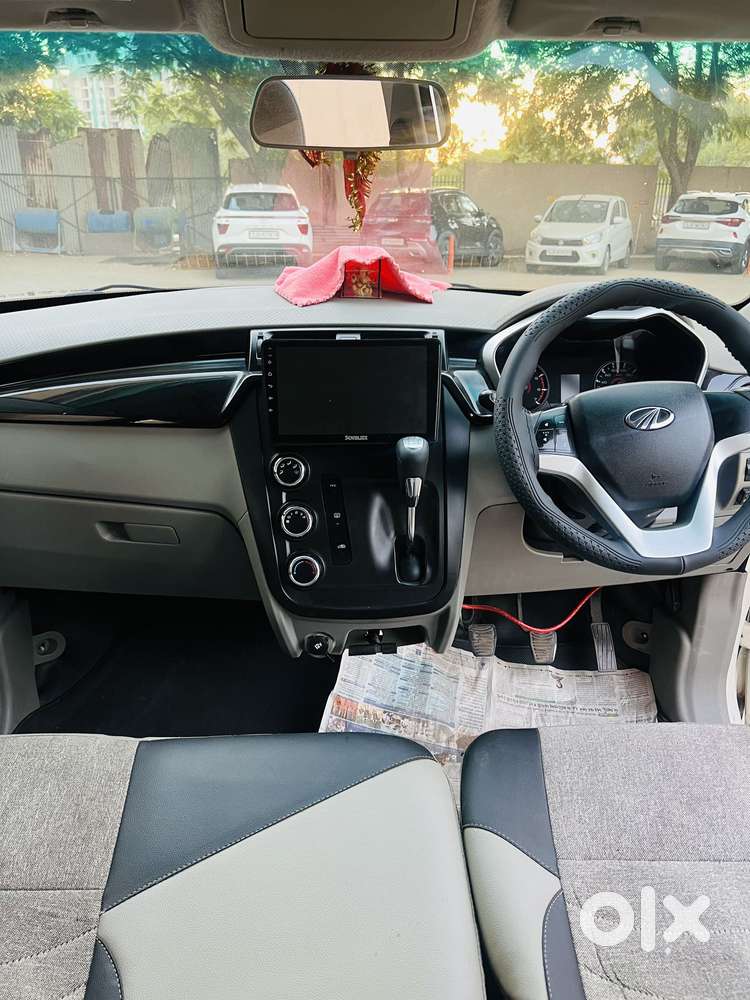Mahindra Kuv 100 2016-2017 Mfalcon G80 K8 Dual Tone, 2016, Cng & Hyb..