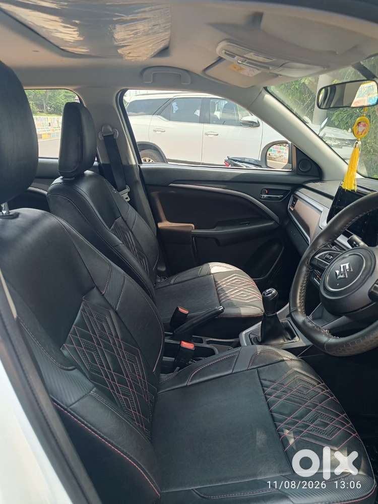 Maruti Suzuki Brezza 1.5 Zxi Smart Hybrid, 2023, Petrol