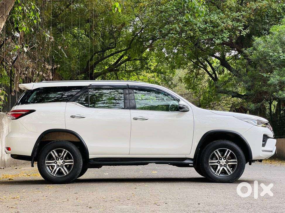 Toyota Fortuner 4x2 Mt 2.8 Diesel, 2022, Diesel