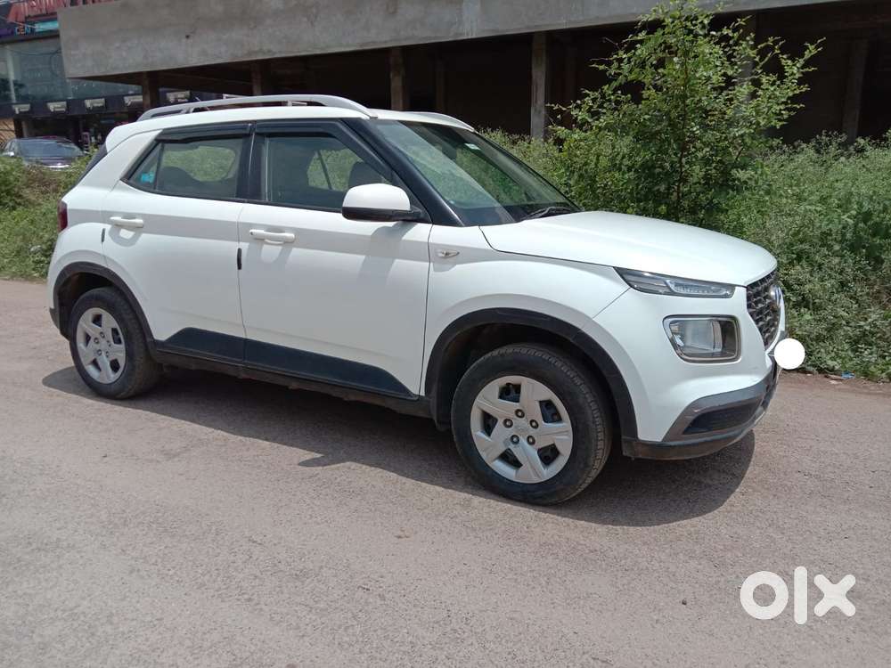 Hyundai Venue S 1.2 Petrol, 2021, Petrol