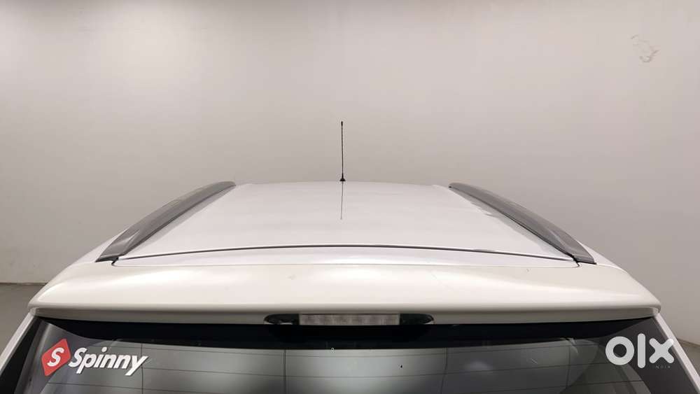 Maruti Suzuki Vitara Brezza Zdi+ Dual Tone Mt, 2016, Diesel