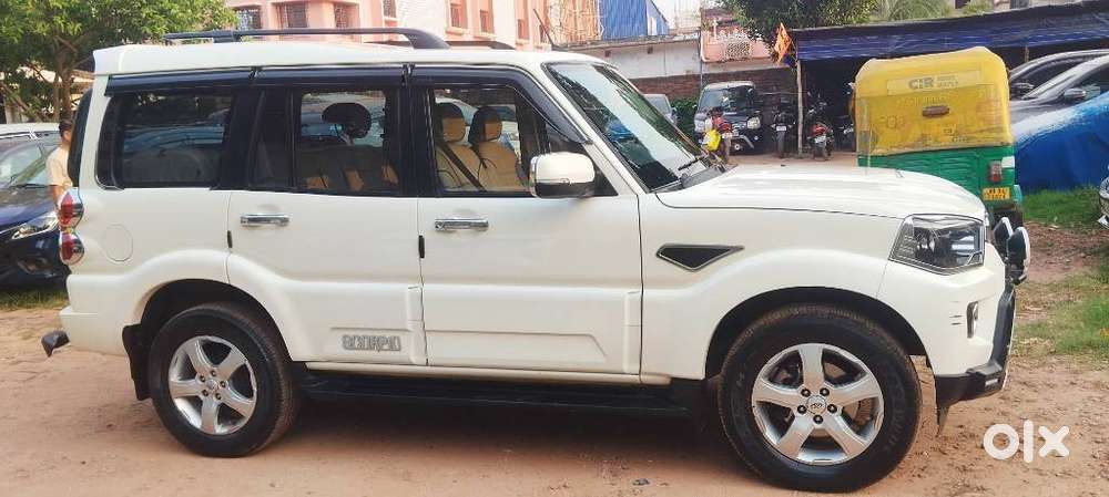 Mahindra Scorpio S11 Mt 7s, 2021, Diesel