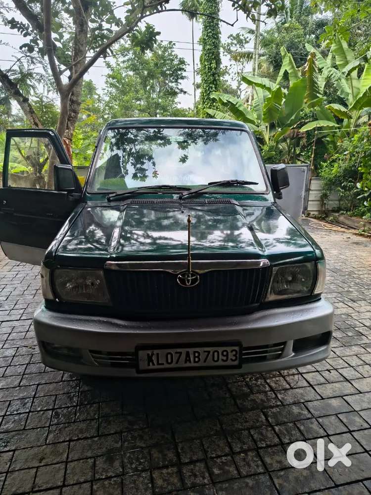Toyota Qualis 2.4 D 2000 Manual Diesel