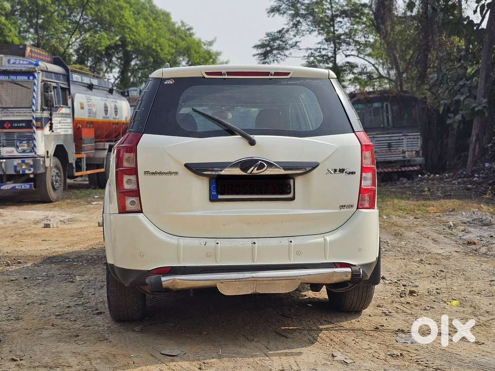 Mahindra Xuv500 2016