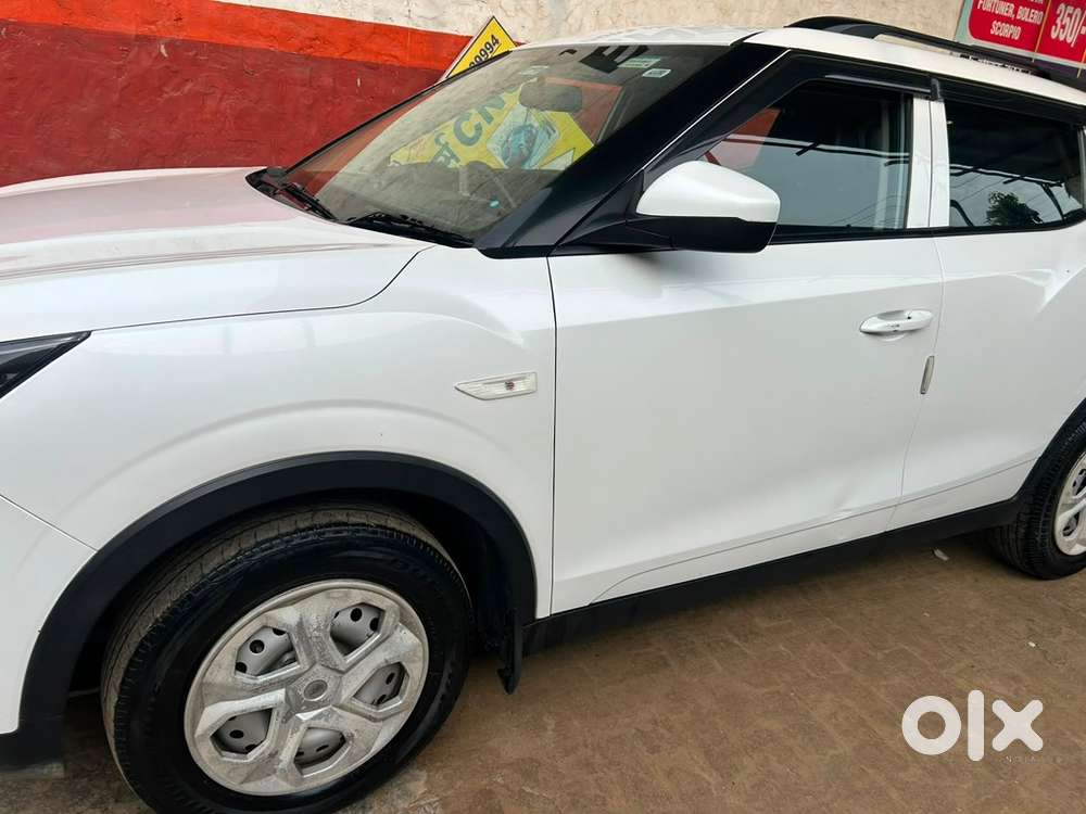 Mahindra Xuv300 Diesel 2024 Showroom Condition