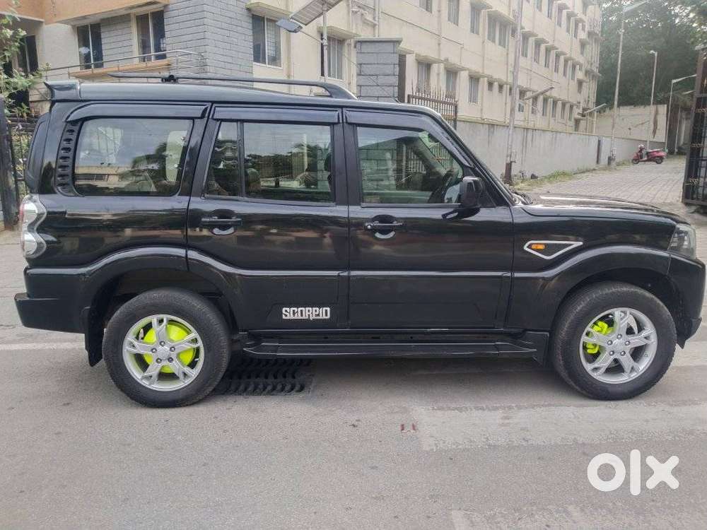 Mahindra Scorpio S10, 2015, Diesel