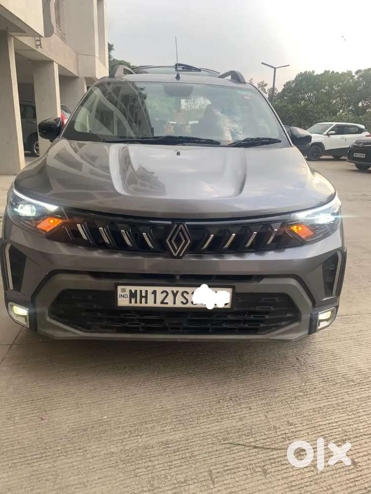 Renault Triber Petrol Automatic 2025 Topend Model Car